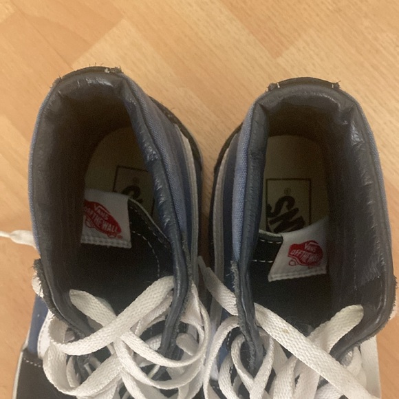 blue and black hightop vans - Picture 5 of 7